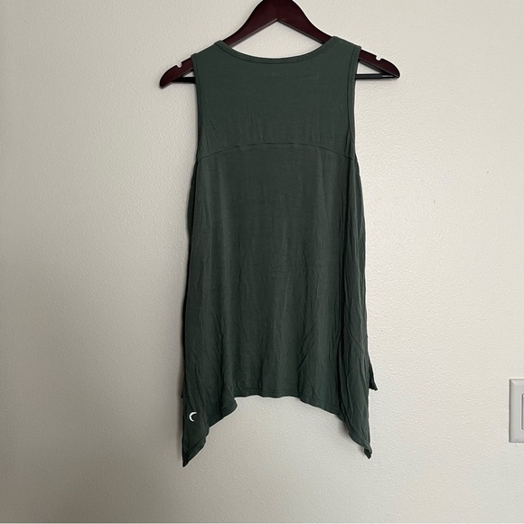 Zyia finesse athletic tank top in Olive Green Size Medium - Picture 10 of 14